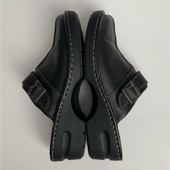 Eastland Mae Leather Slip On Women’s Clogs - Picture 7 of 11